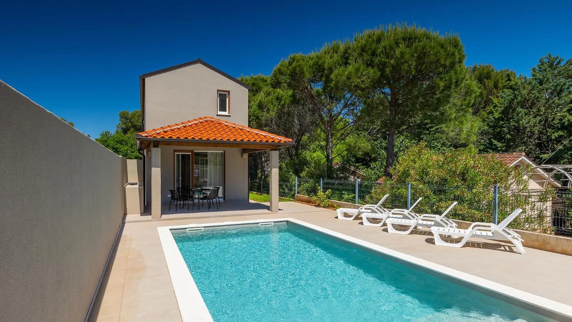 Feriehus Villa Fratello Premantura Kroatien